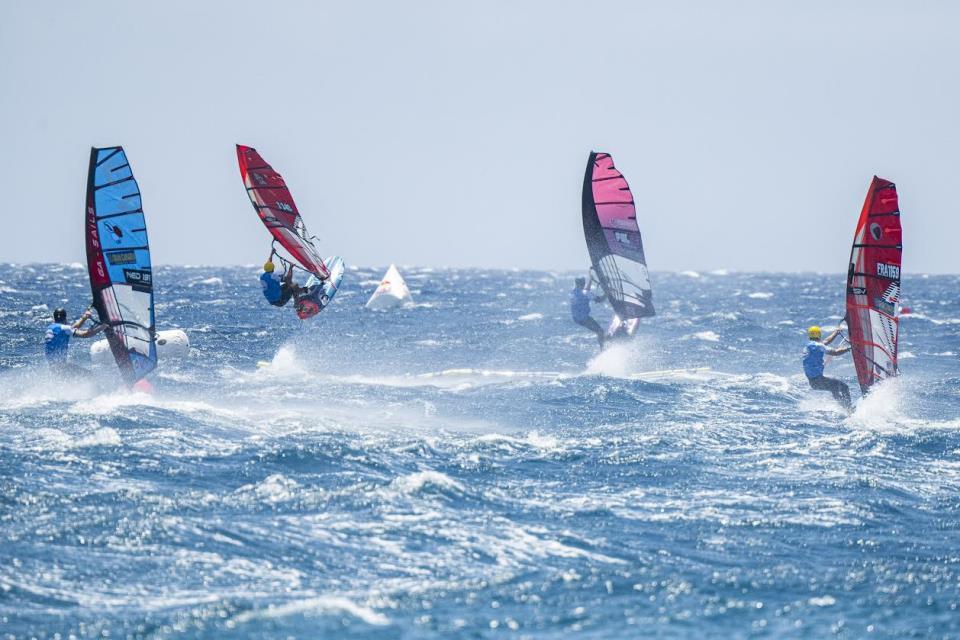Dia 6: Campeonato del Mundo de Pozo Izquierdo