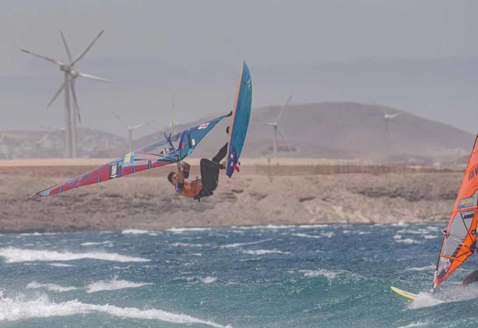Dia 7: ESPAÑA Y ALEMANIA SE JUEGAN LA FINAL DEL MUNDIAL DE WINDSURF DE GRAN CANARIA