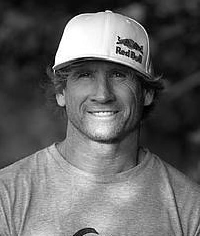 Robby Naish vende su compañía